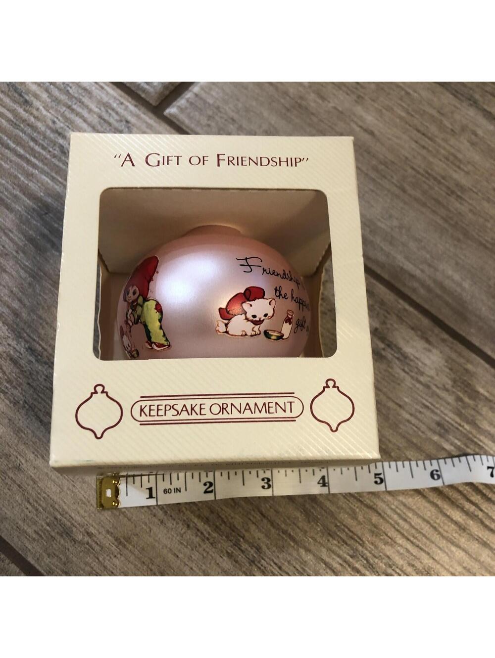 Vtg Hallmark Classic Glass Ornament 1984 ~A Gift Of‎ Friendship~ NIB